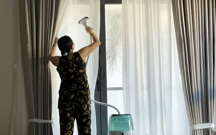 Hướng dẫn cách giặt rèm vải nhanh và sạch nhất